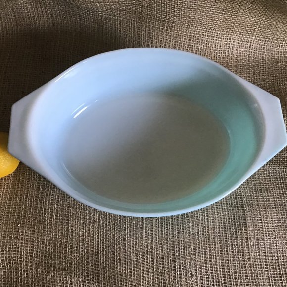 Vintage Pyrex Turquoise Snowflake Oval Dish - Picture 8 of 13